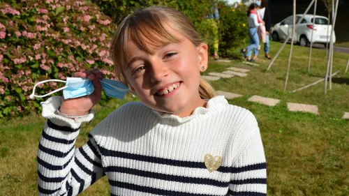 Les enfants peuvent laisser le masque, au fond du cartable !